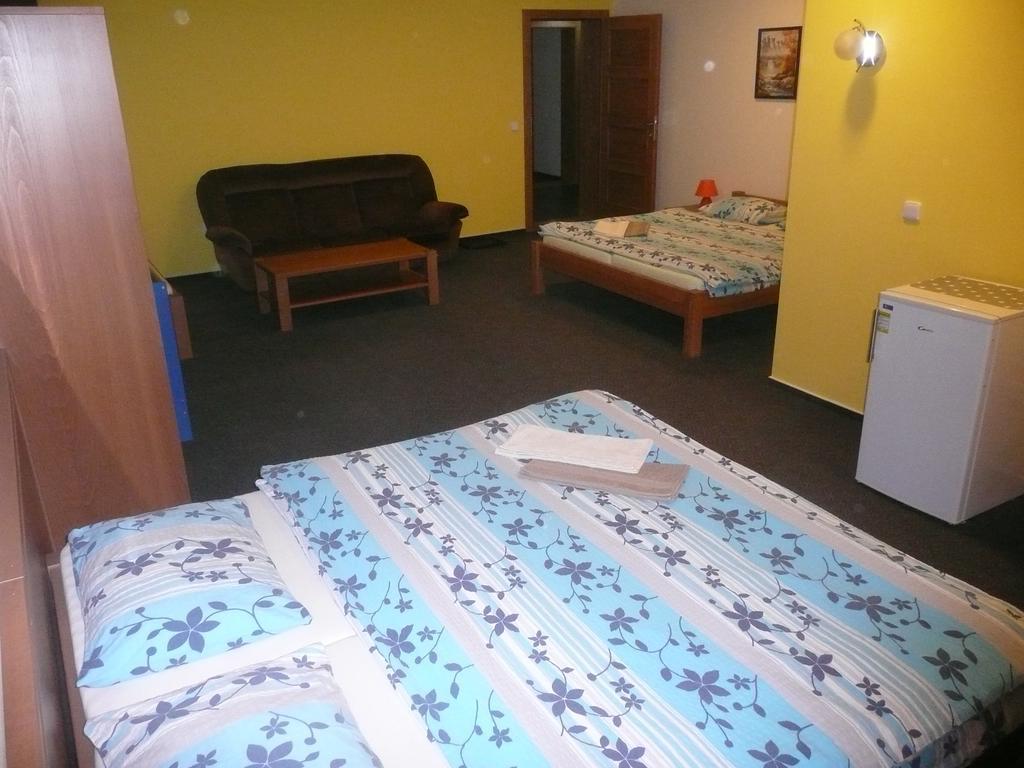 Hotel Fojtu Bruntál エクステリア 写真